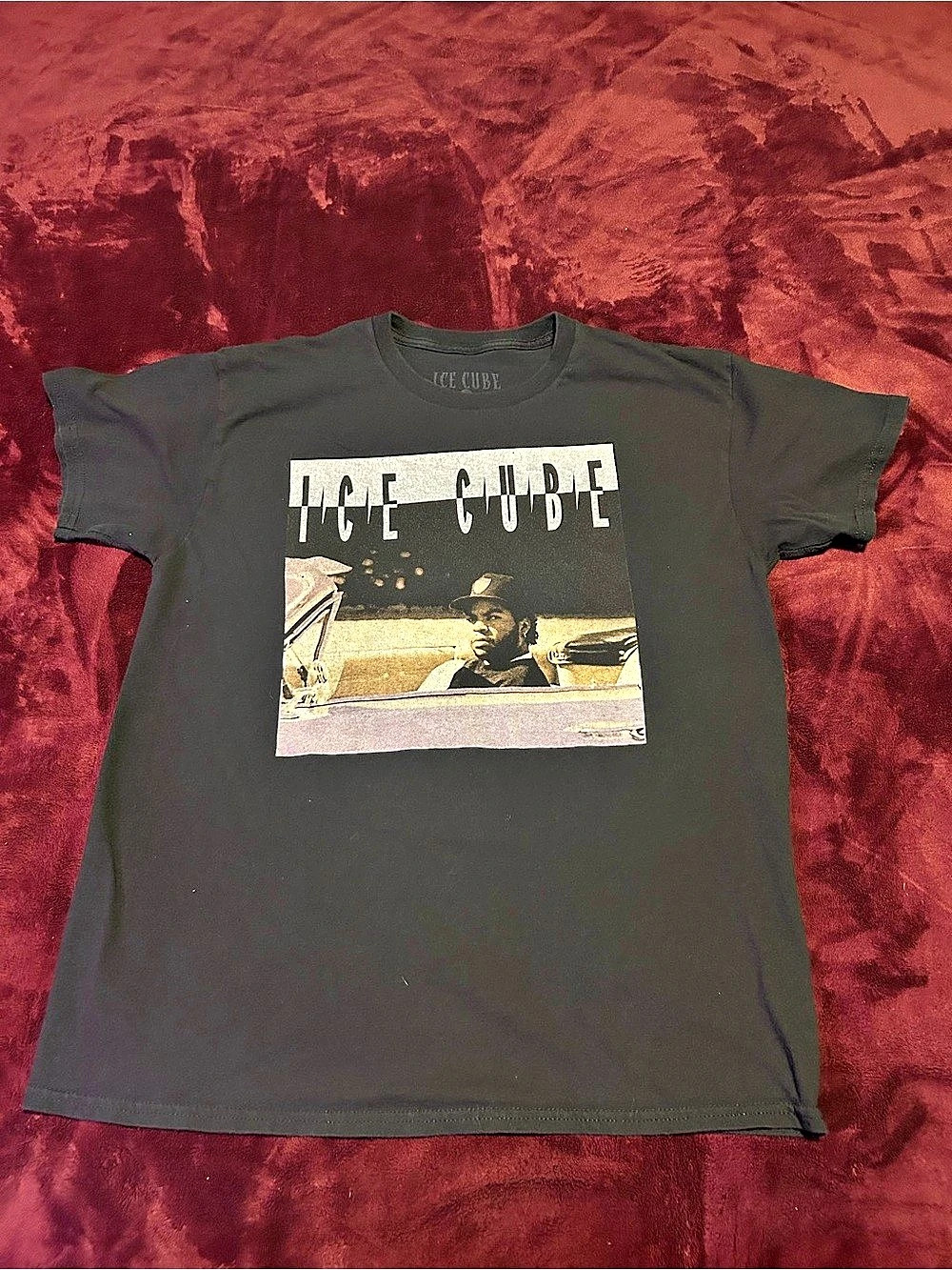 Ice Cube Vintage Charcoal Ice Cube Photo T-Shirt Photo Graphic Tee in Black